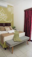 AMINA  Inn
