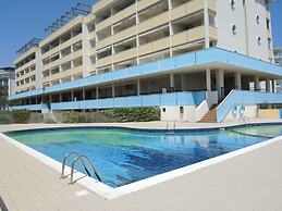 Lovely Flat With Shared Pool - Beahost