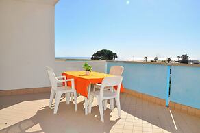 Lovely Flat With Shared Pool - Beahost
