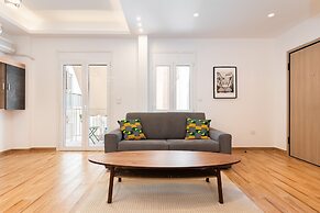 Modern Apartment-short walk to Acropolis