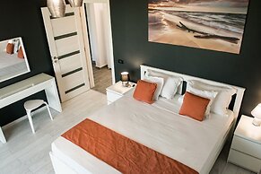 Diamond View Apartments