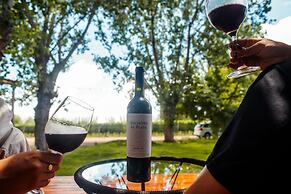 Lodwine Lodges