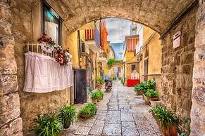 Levante Home in the Centre of Bari