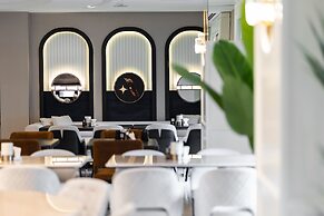 Aliba Hotel