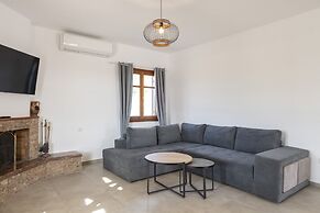 Theodora's Family Suite