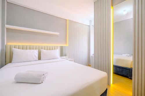 Homey And Modern Look 2Br Transpark Cibubur Apartment