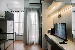 Cozy Studio (No Kitchen) At Transpark Bintaro Apartment