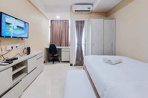 Cozy And Relaxing Studio Apartment B Residence