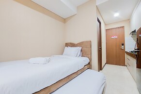 Cozy And Relaxing Studio Apartment B Residence