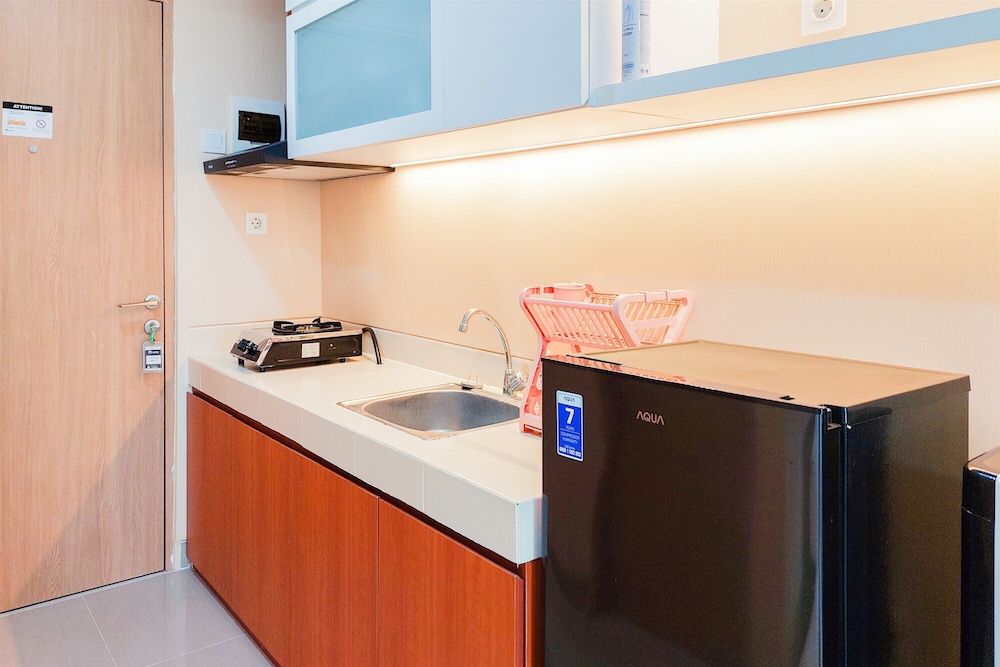 Nice And Simply Look Studio Apartment At B Residence