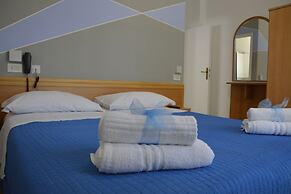 MARTINA' S  HOTEL