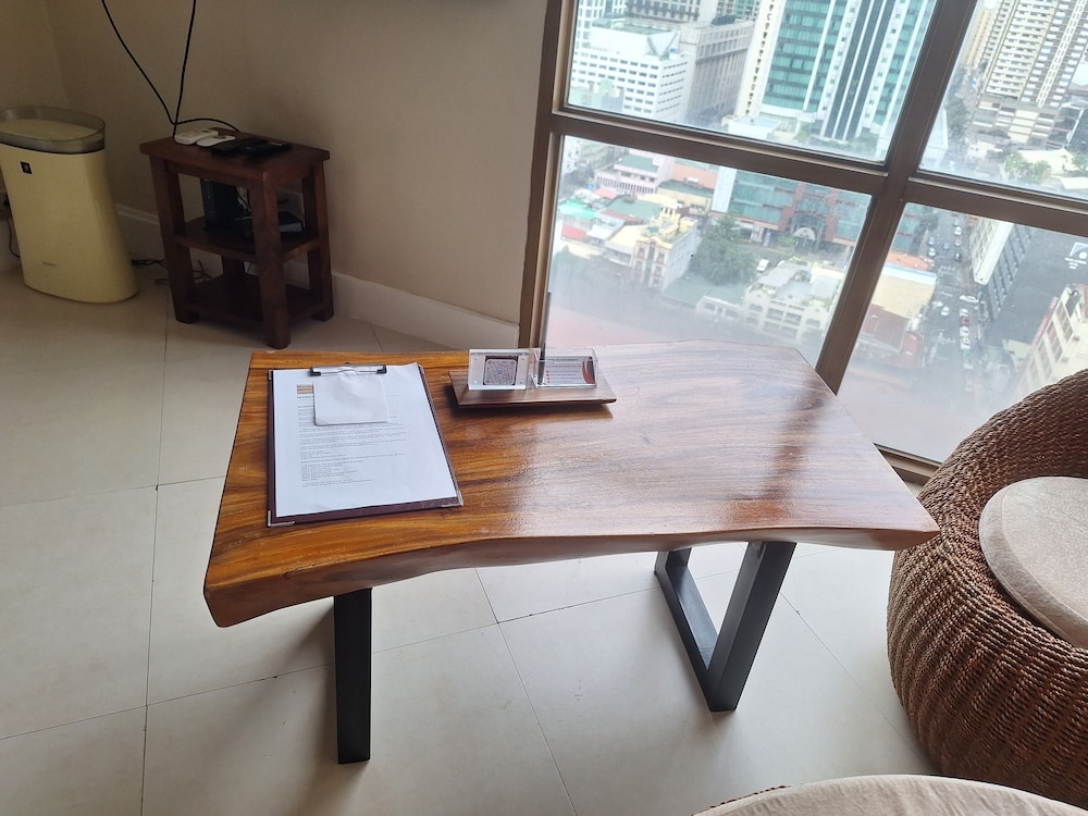 StayLuxia Manilabayview