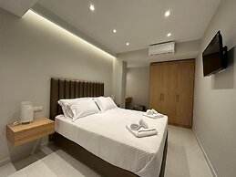 Elpida Luxury Apartments & Suites