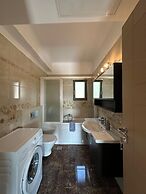 Elpida Luxury Apartments & Suites