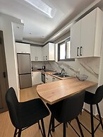Elpida Luxury Apartments & Suites