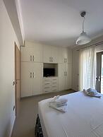 Elpida Luxury Apartments & Suites