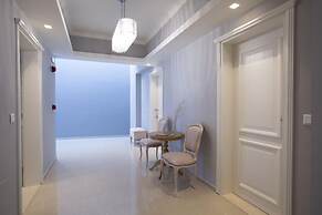 VK Luxury Suites - Private Parking - Adults Only