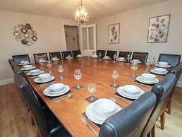 Manor Farmhouse
