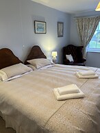 Lucy Cross Guest House