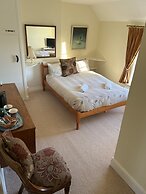 Lucy Cross Guest House