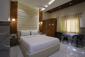 Palm Springs Beach Resort - Gorai