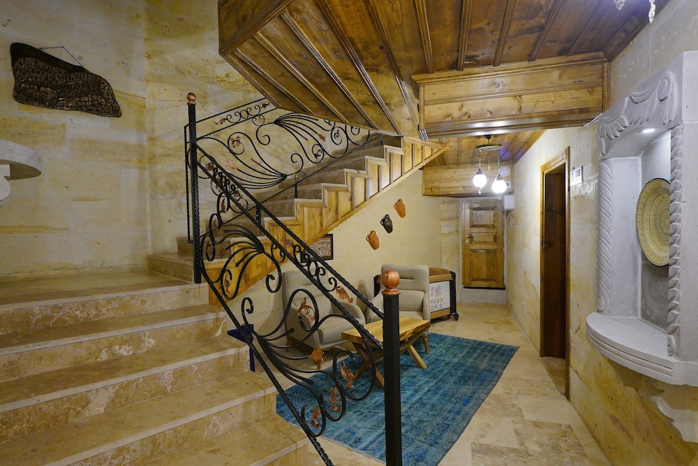 Enjoy Stone Hotel