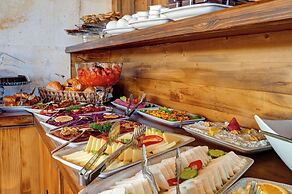 Enjoy Stone Hotel