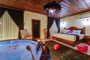 Enjoy Stone Hotel