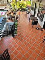 Local Guesthouse