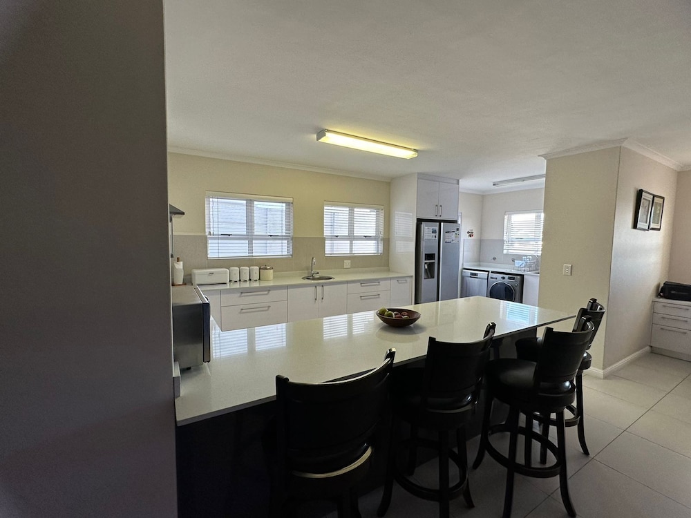 The Portmarnock House- 4bdr