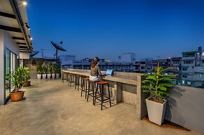 Ti Thong Hostel