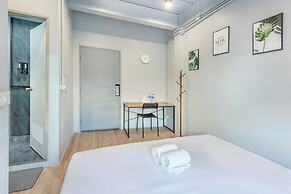 Ti Thong Hostel