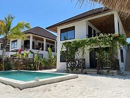 SAND BEACH PALM RESIDENCE