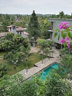 Villa Rumassala Luxury Chalets