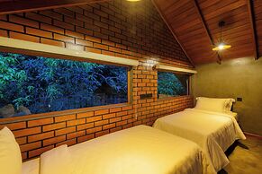 Villa Rumassala Luxury Chalets