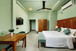 Villa Rumassala Luxury Chalets