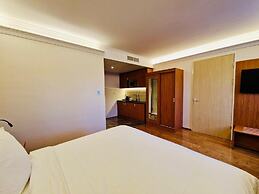 Chasse Residency Hotel