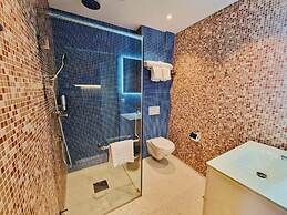 Chasse Residency Hotel