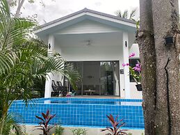 Bougain Villas Salad Beach
