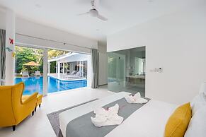 Bougain Villas Salad Beach