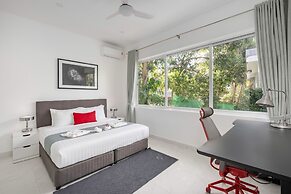 Bougain Villas Salad Beach