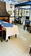 Pinetree Inn Hotel