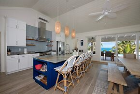 Pineapple House 4 Bedroom Home