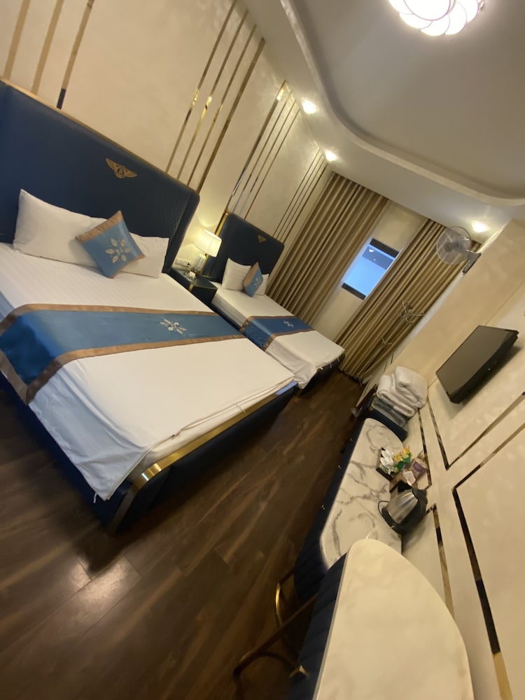 BAO NGOC HOTEL LINH DAM
