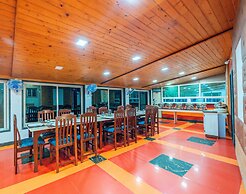 Treebo Raval Resort with Valley View
