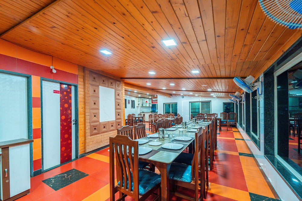 Treebo Raval Resort with Valley View