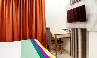 Treebo Y Hotels Elite, Khandagiri