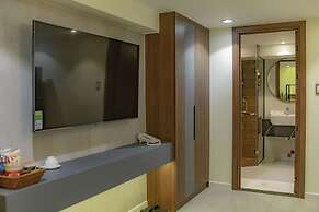 The Elite Hotel