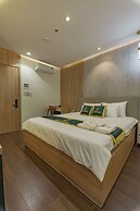 The Elite Hotel