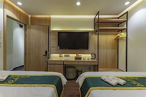 The Elite Hotel